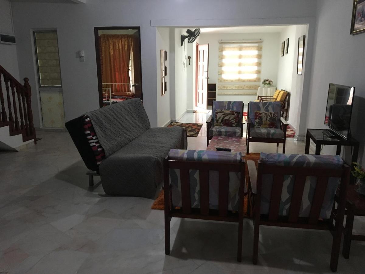 Rb Double Storey Bandar Tasik Selatan Homestay 吉隆坡 外观 照片